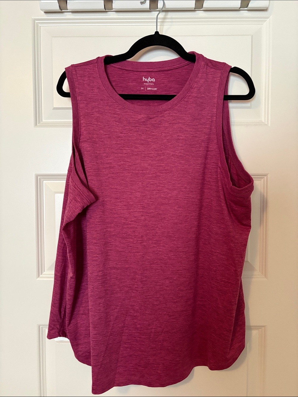 Hyba Magenta Sleeveless Tank Top - Lightweight Everyday Layer